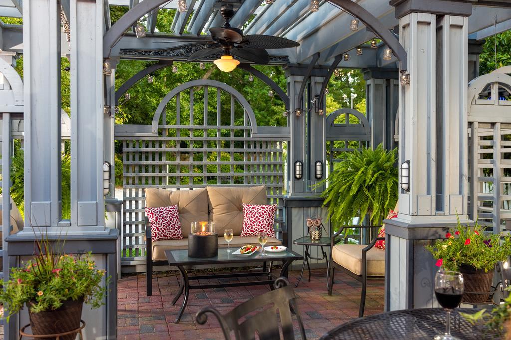 The Aerie Bed and Breakfast New Bern Eksteriør billede