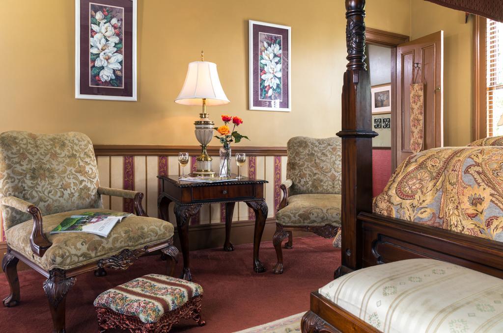 The Aerie Bed and Breakfast New Bern Eksteriør billede